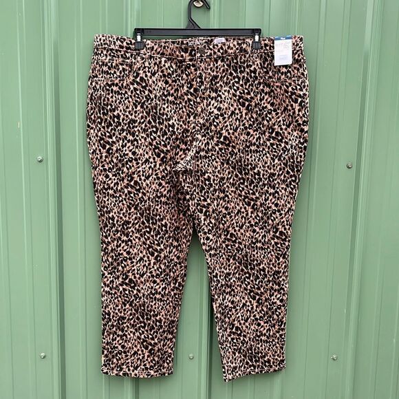 Women's Plus Core Denim Straight Leg Jeans Pants Leopard Print Size 24W Petite - Picture 1 of 9